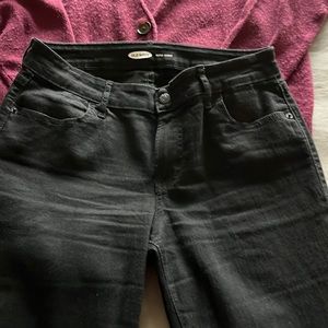 Old Navy Super Skinny Size 8 Jeans. Black